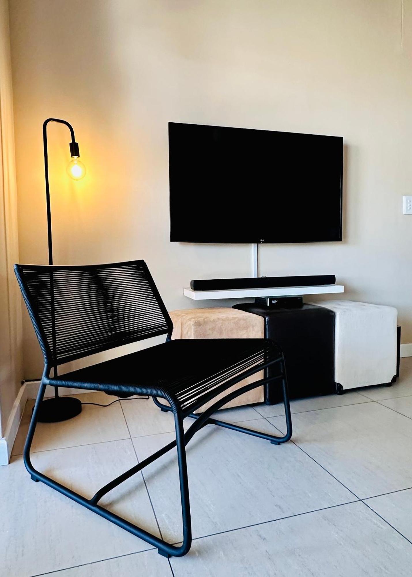 The Quirky Scandinavian Windhoek Luaran gambar