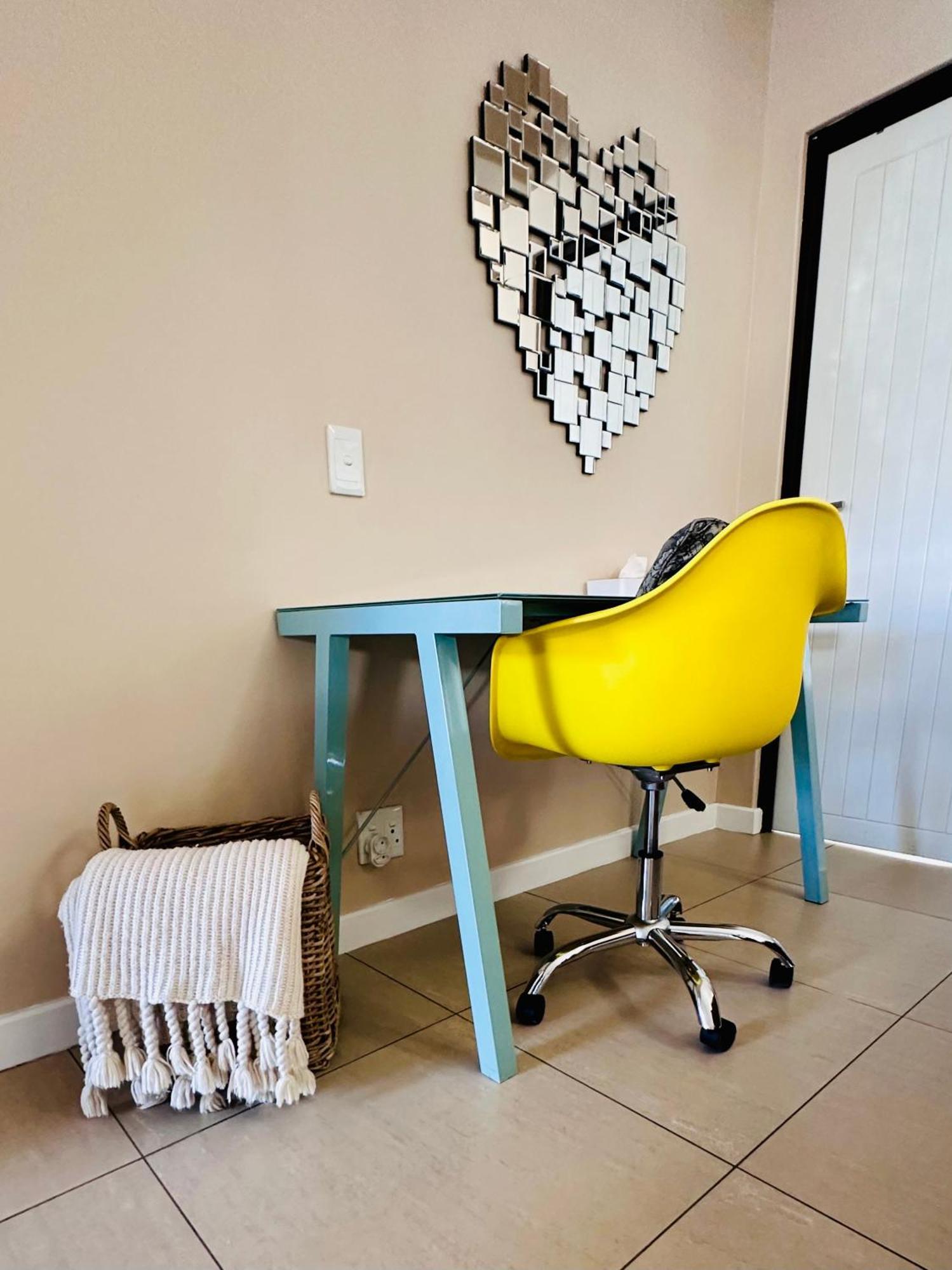 The Quirky Scandinavian Windhoek Luaran gambar